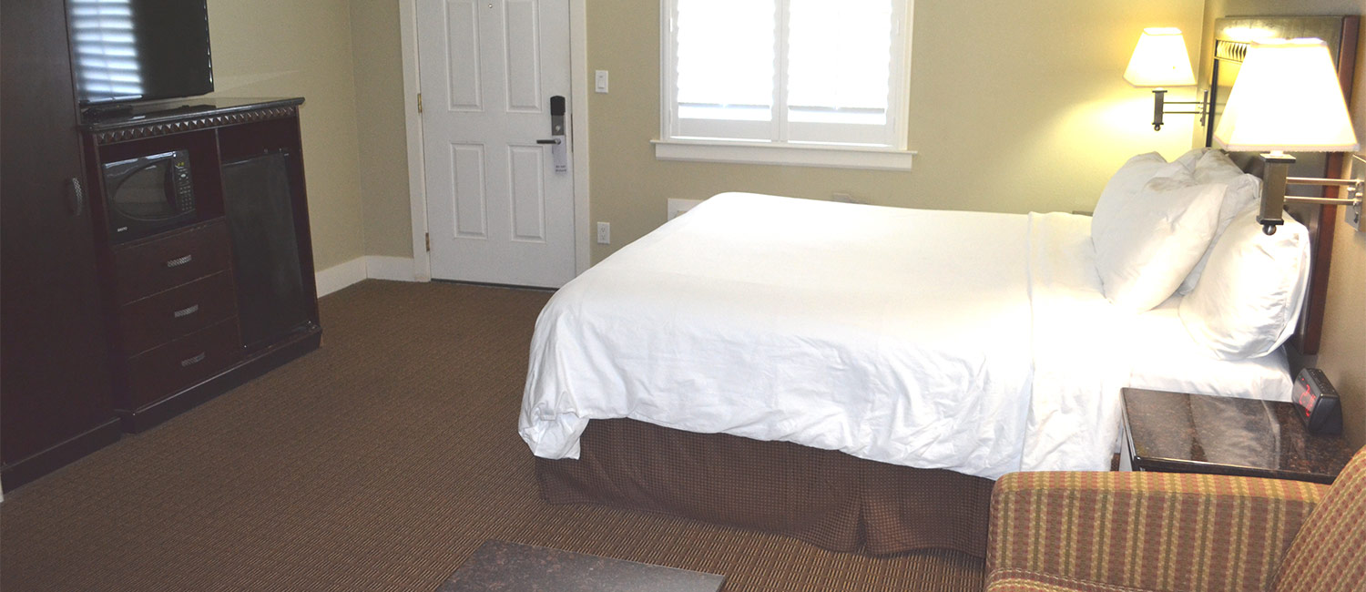 OUR COMFORTABLE SAN RAFAEL ACCOMMODATIONS ARE  INVITING AND AFFORDABLE